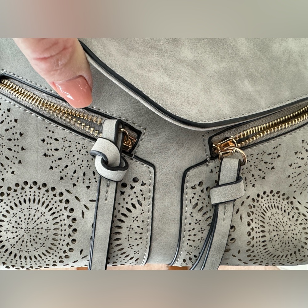 Grey multi pocket crossbody bag - NWT - Picture 6 of 15
